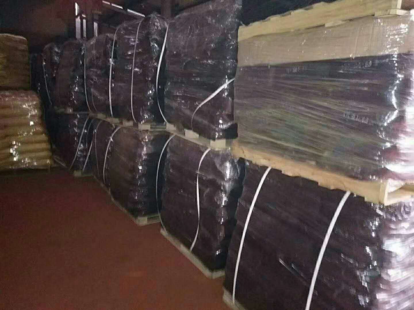 炭黑廠家，廣西炭黑，南寧黑粉，色素炭黑，玻璃膠專用炭黑